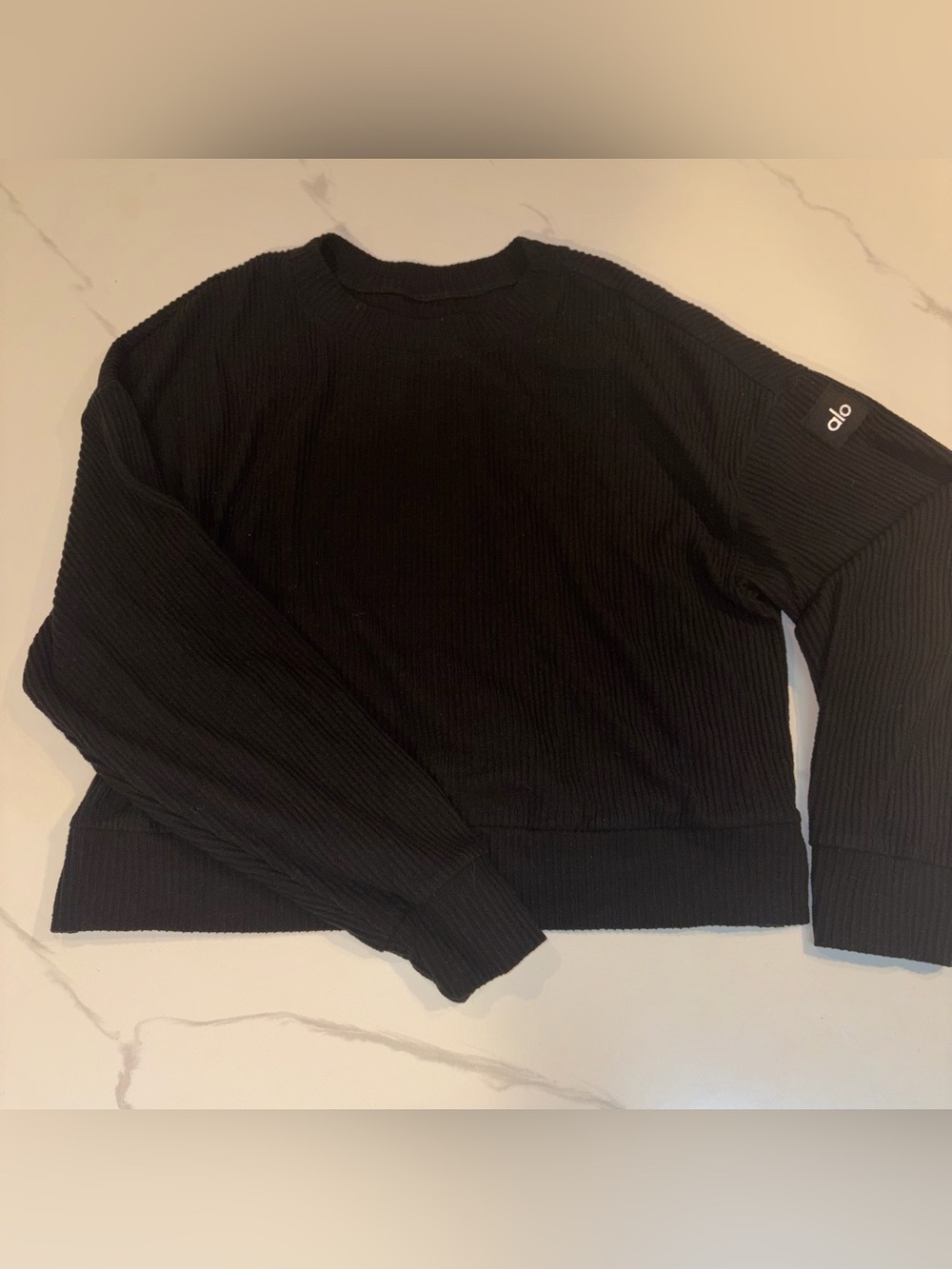 ALO Yoga Black Cropped Crew Sweatshirt M